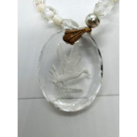 Duck cameo pendant necklace - Picture 3 of 4